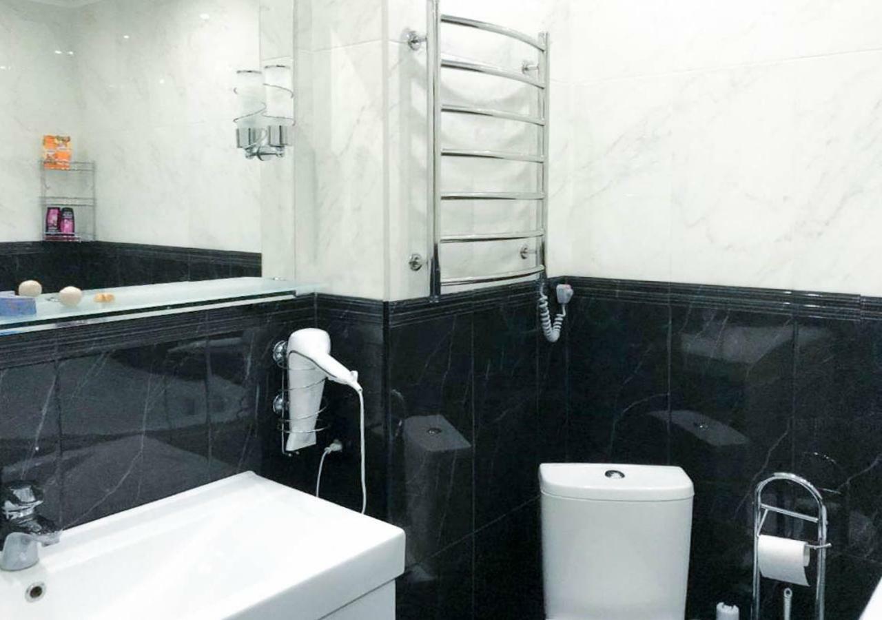 Rent-Kiev Apartment On Luxklavdievskaya Bagian luar foto